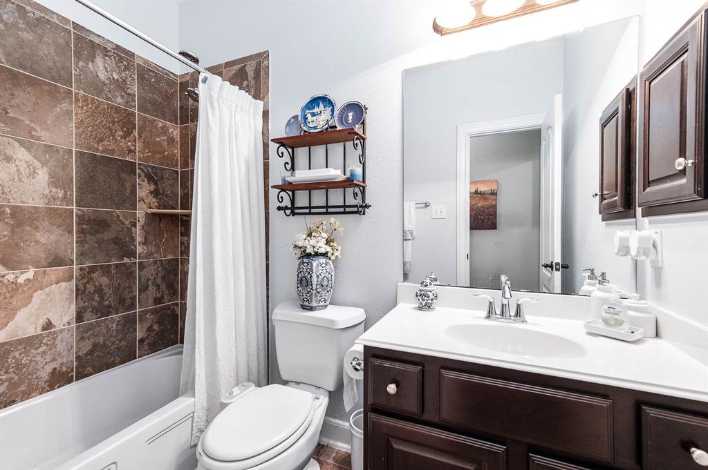 5923 Vinland Shores Court, Spring, Texas image 32