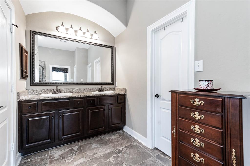 5923 Vinland Shores Court, Spring, Texas image 27