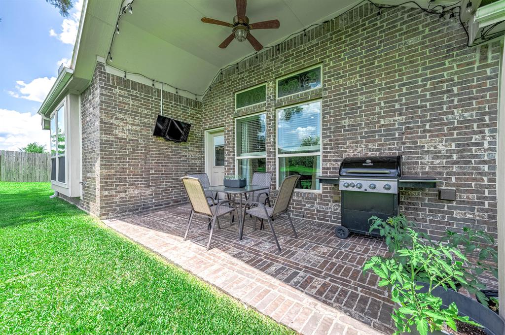 5923 Vinland Shores Court, Spring, Texas image 36
