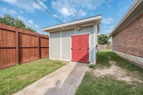 Single Family Residence in Houston TX 11454 Woodviolet Drive 34.jpg