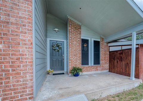 Single Family Residence in Houston TX 11454 Woodviolet Drive 1.jpg