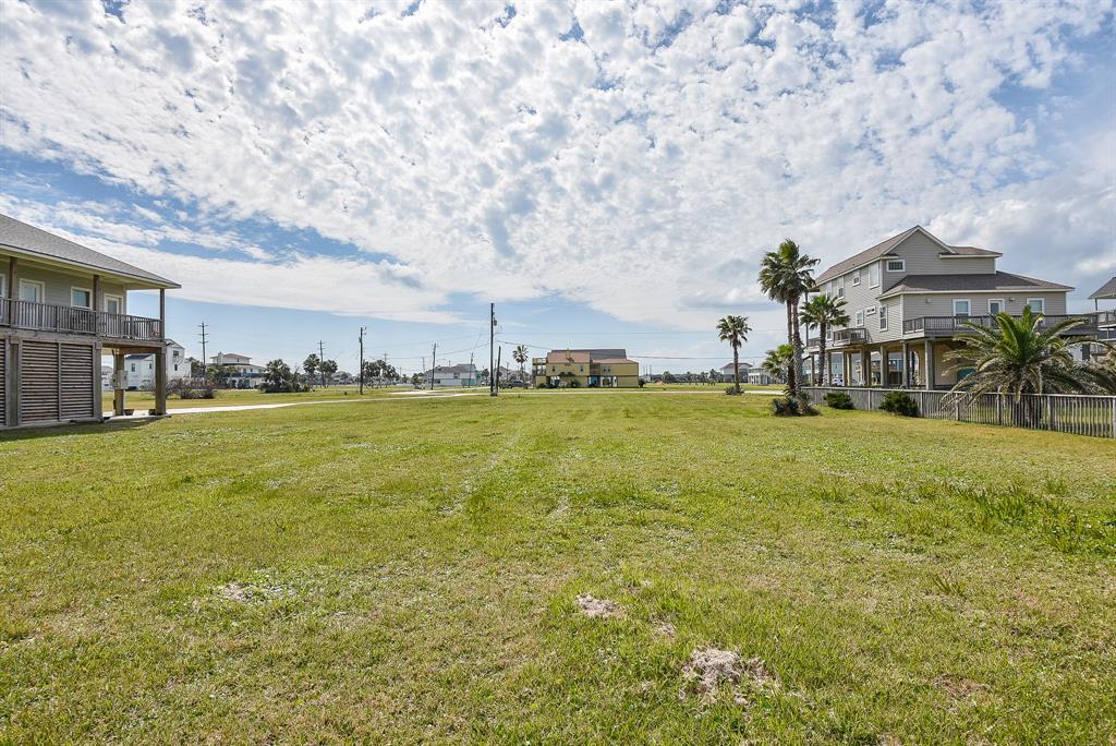 18203 Shaman Drive, Galveston, Texas image 8