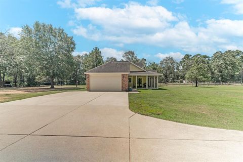 A home in Waller