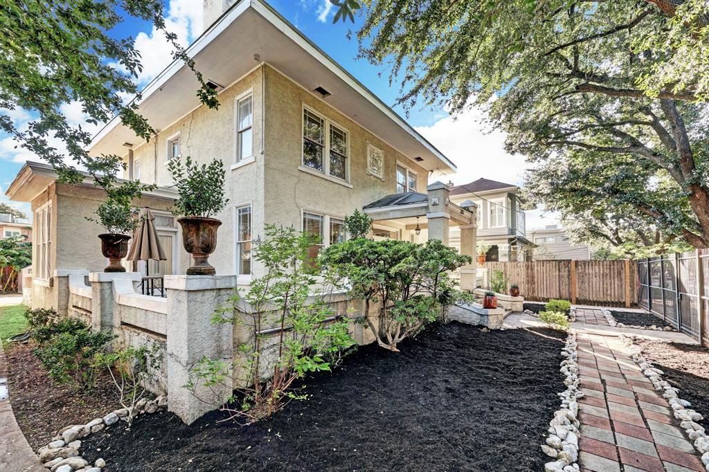222 Marshall Street, Houston, Texas image 4