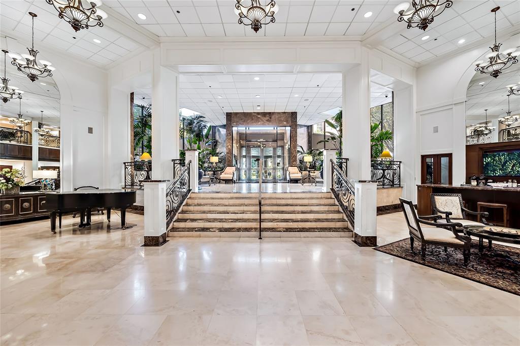 3525 Sage Road #301, Houston, Texas image 22