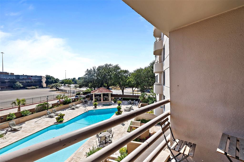 3525 Sage Road #301, Houston, Texas image 2