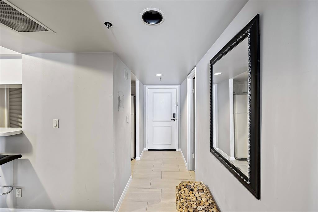 3525 Sage Road #301, Houston, Texas image 3