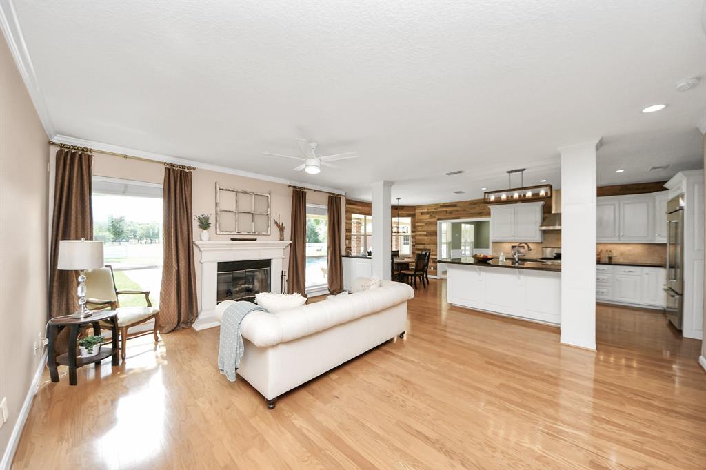 1140 Bartlett Road, Katy, Texas image 17