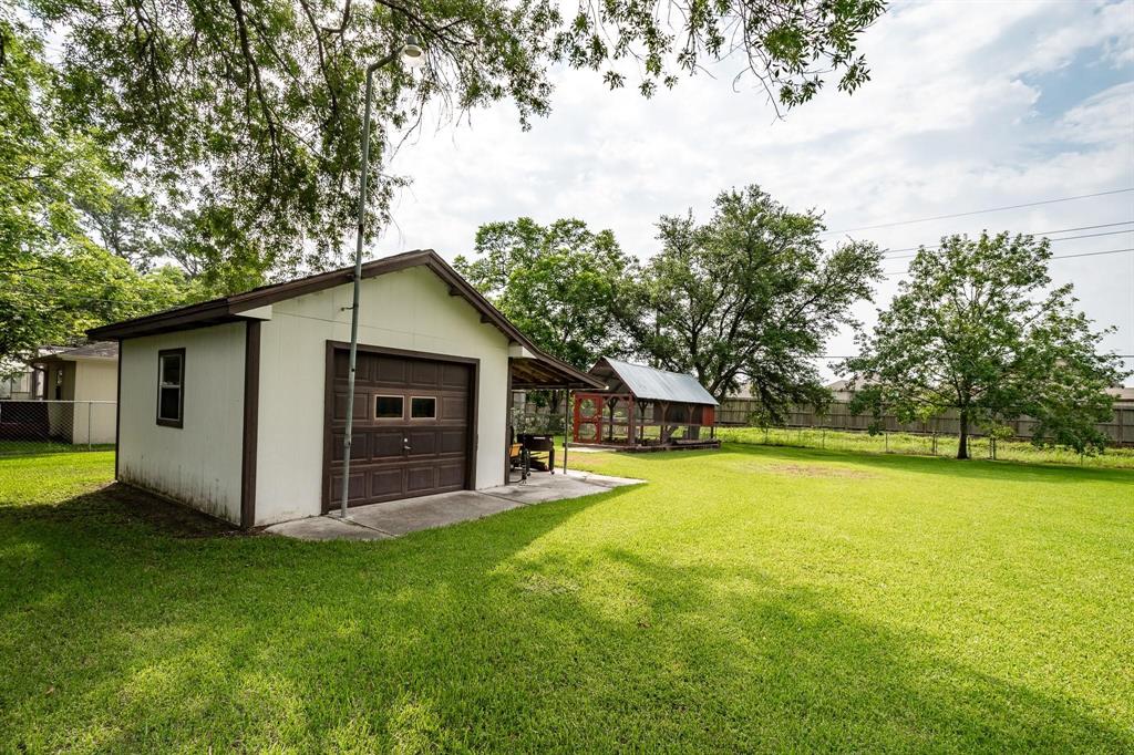 12214 Cherry Point Drive, Mont Belvieu, Texas image 27