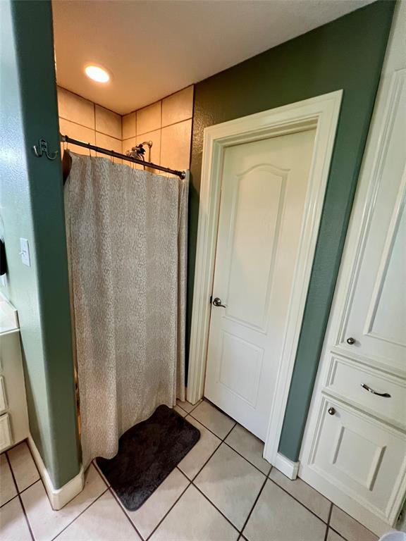 12214 Cherry Point Drive, Mont Belvieu, Texas image 25