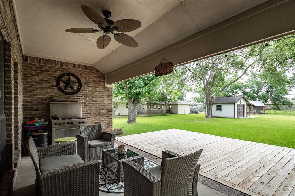 12214 Cherry Point Drive, Mont Belvieu, Texas image 26