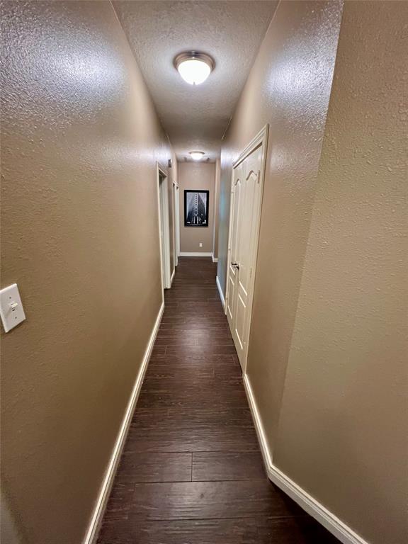 12214 Cherry Point Drive, Mont Belvieu, Texas image 13