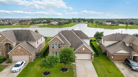 1842 Luminous Waters Lane Rosharon TX 77583