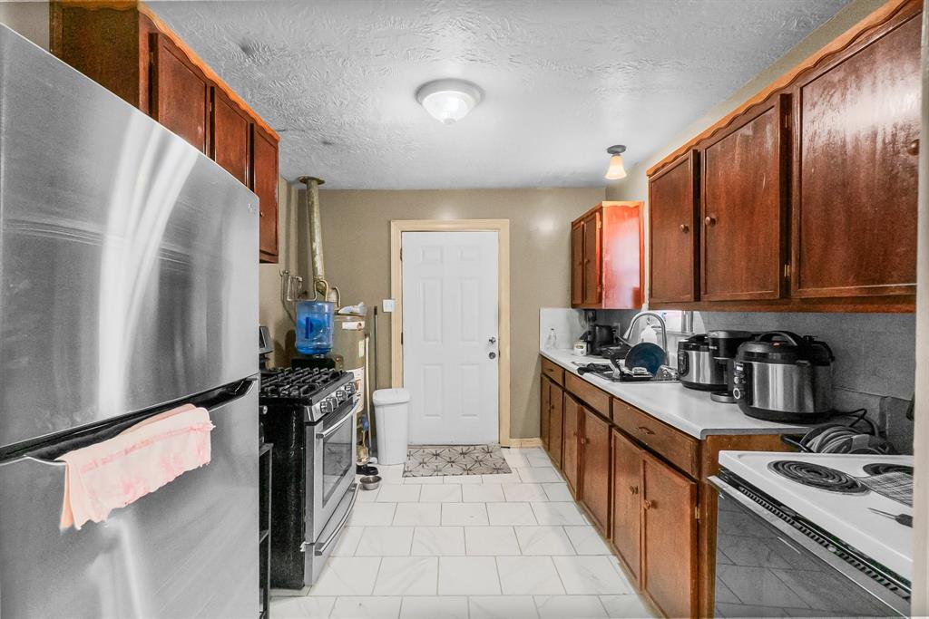 2105 Russell Street, Houston, Texas image 12