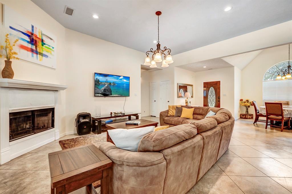 3603 Hickory Hill Lane, Montgomery, Texas image 7
