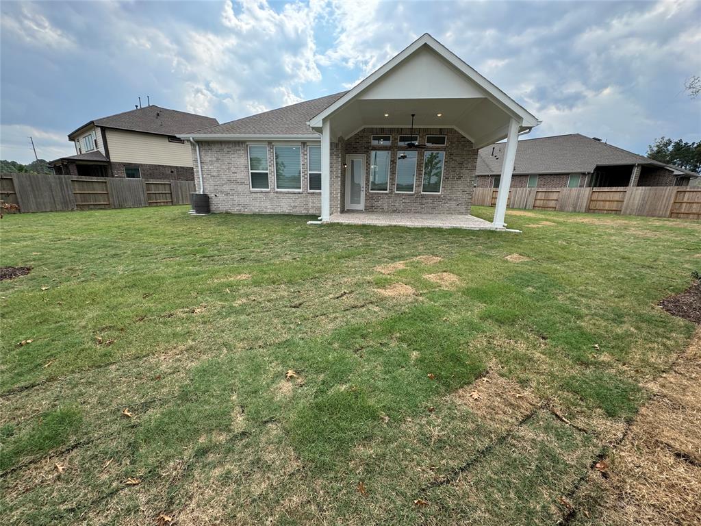 18101 Brennie Bird Lane, Conroe, Texas image 30