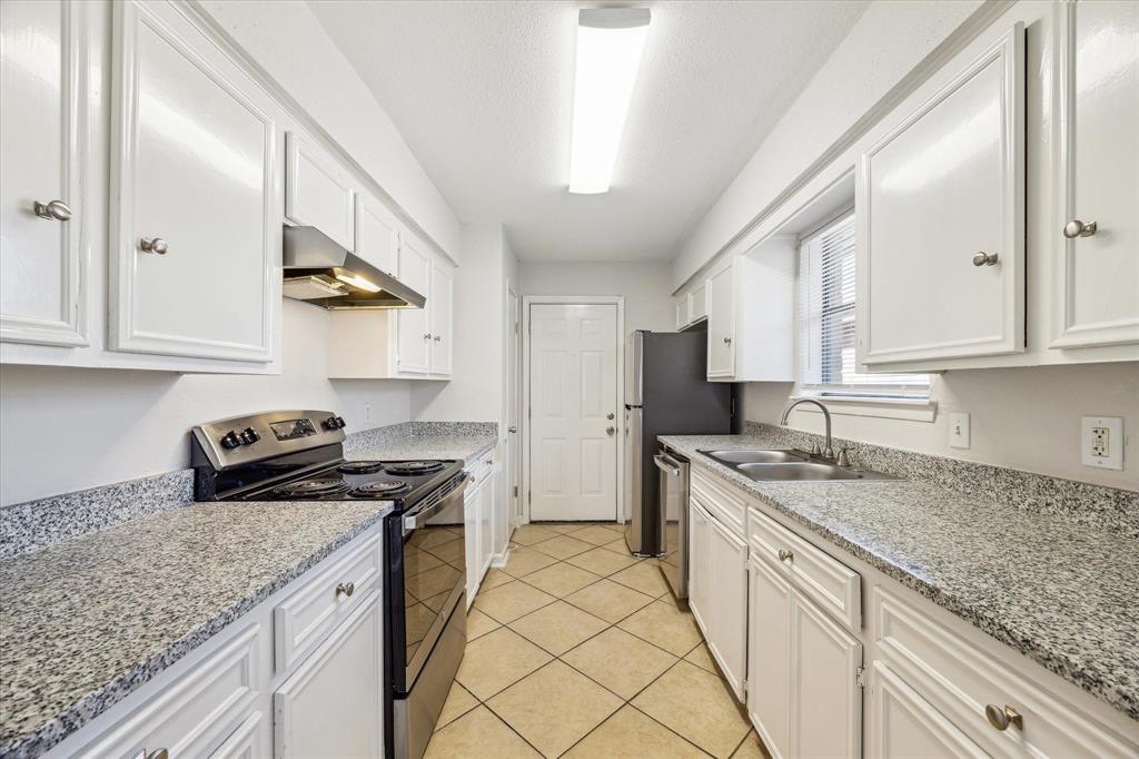 5519 Fallengate Drive