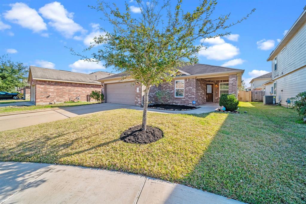 3519 Yasmine Ranch Drive, Katy, Texas image 2