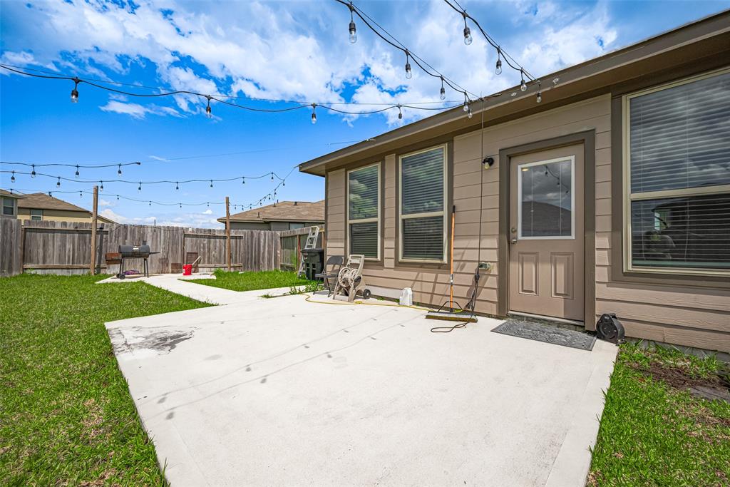 10027 Yanet Grove Lane, Houston, Texas image 35