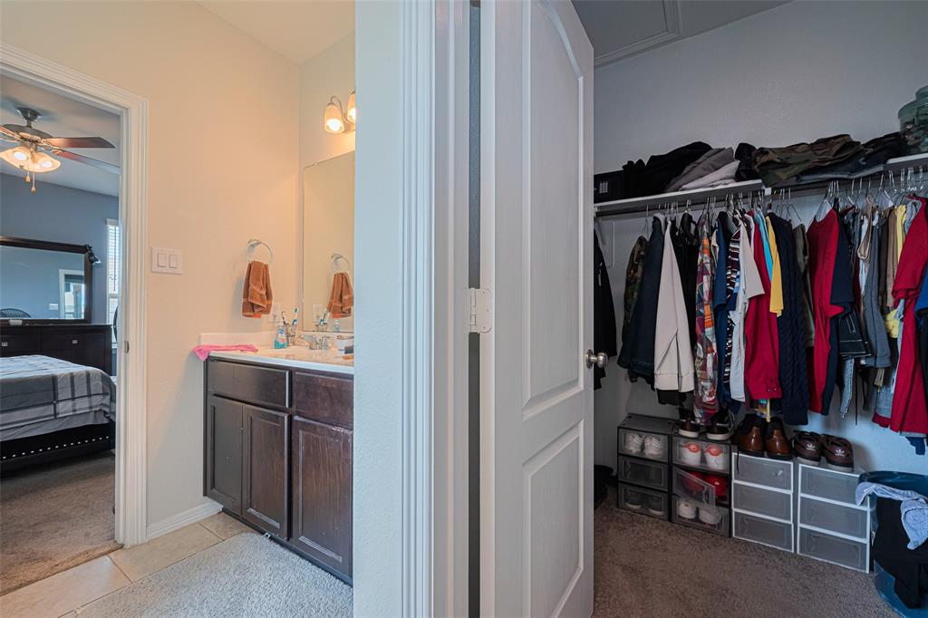 10027 Yanet Grove Lane, Houston, Texas image 32