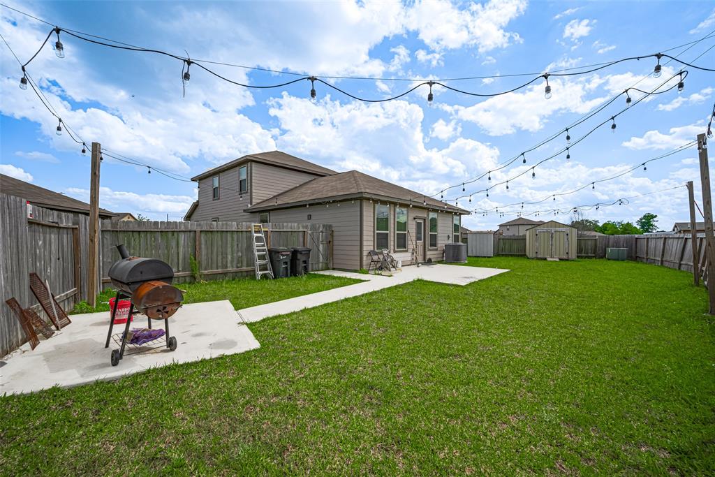 10027 Yanet Grove Lane, Houston, Texas image 37