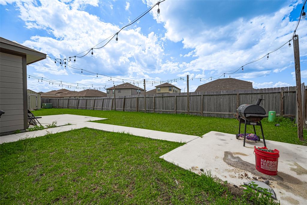 10027 Yanet Grove Lane, Houston, Texas image 36