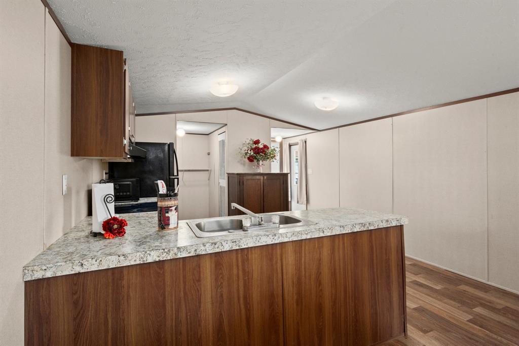 523 Fairfax Lane Lane, Conroe, Texas image 4