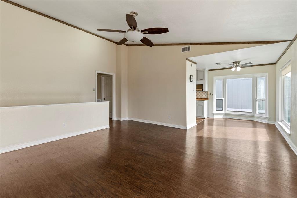16 N Omega Street, La Marque, Texas image 10