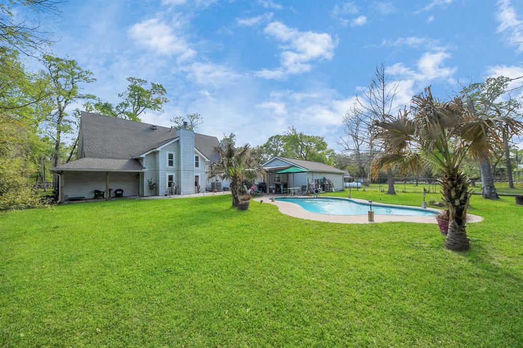 20202 Deer Run Road, Damon, Texas image 39