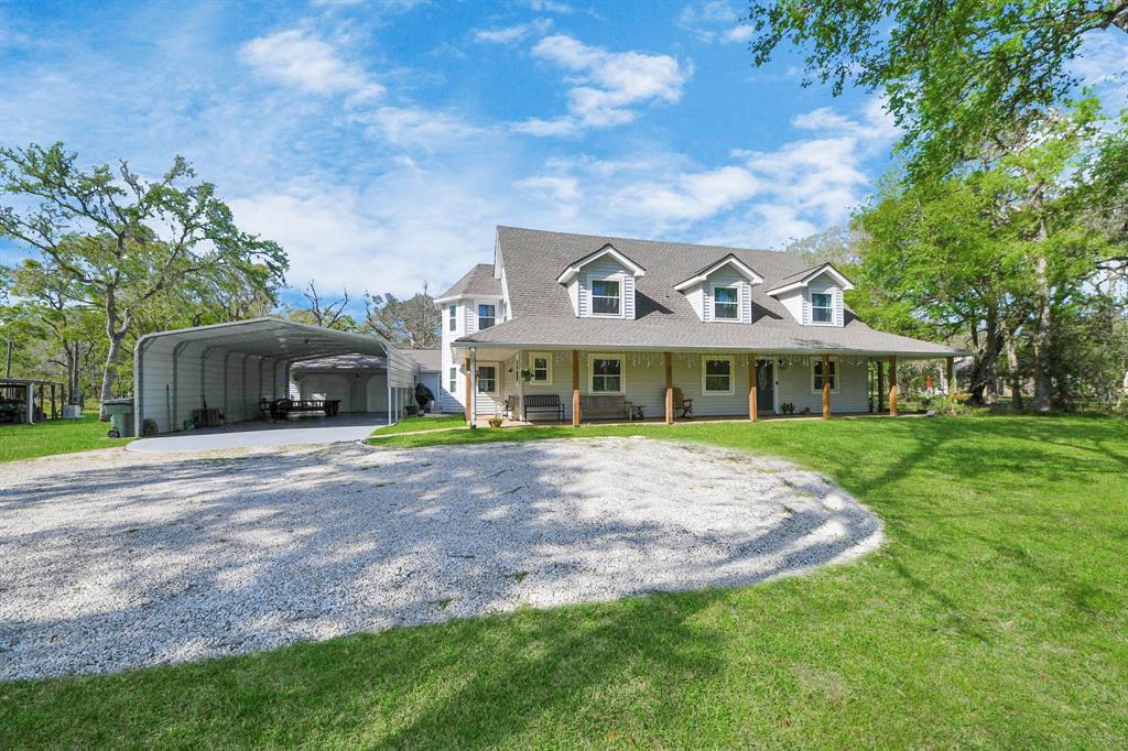 20202 Deer Run Road, Damon, Texas image 5