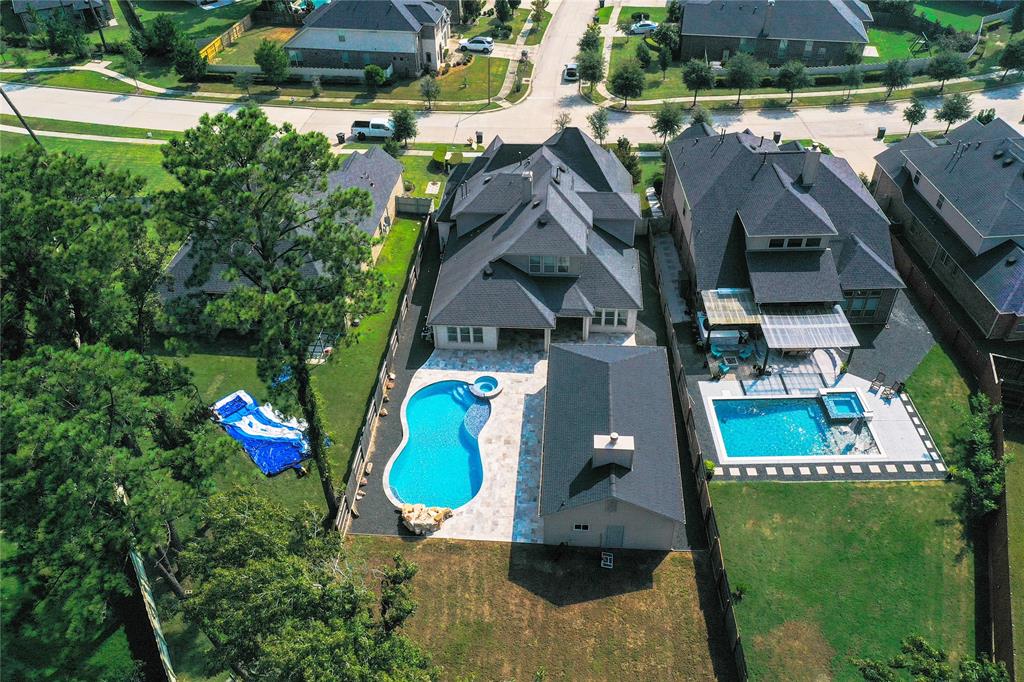 10255 S Goshawk Trail, Conroe, Texas image 39