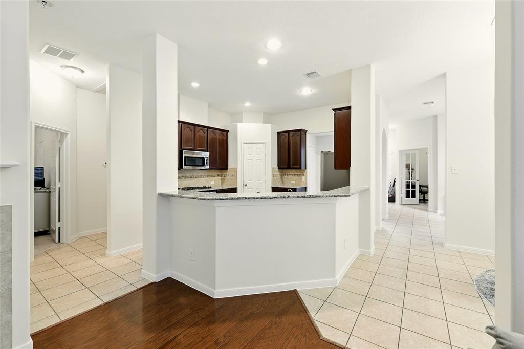 22210 Pacific Ocean Drive, Spring, Texas image 3