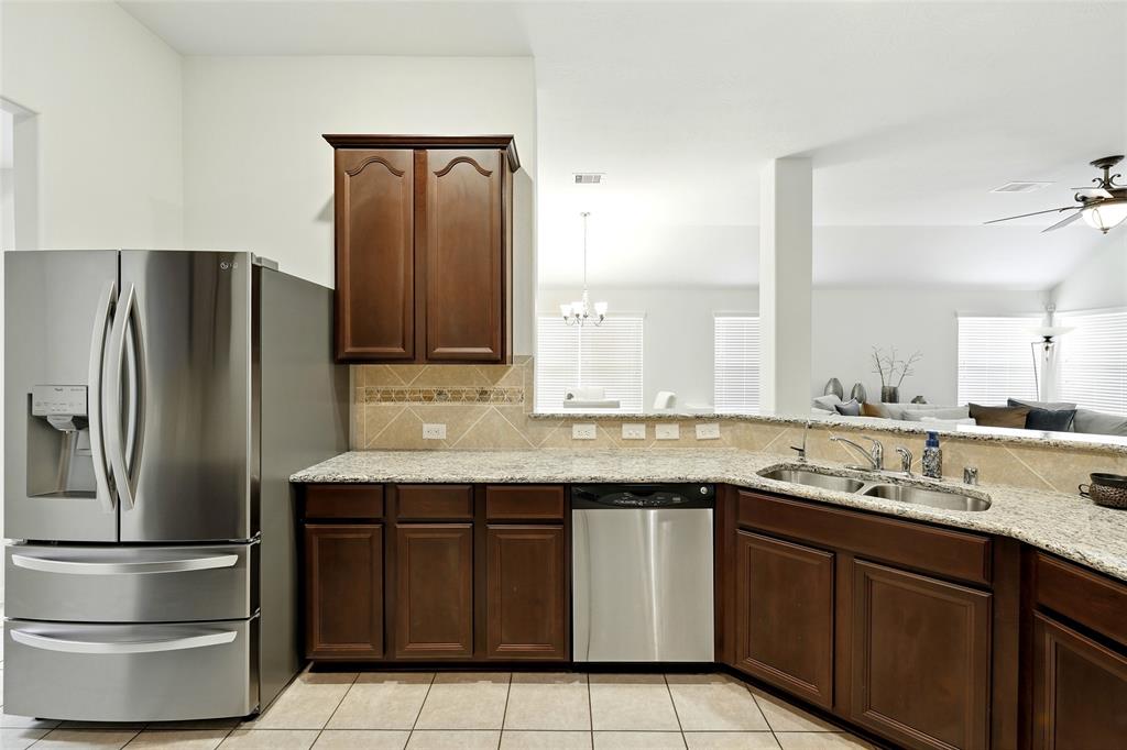 22210 Pacific Ocean Drive, Spring, Texas image 6