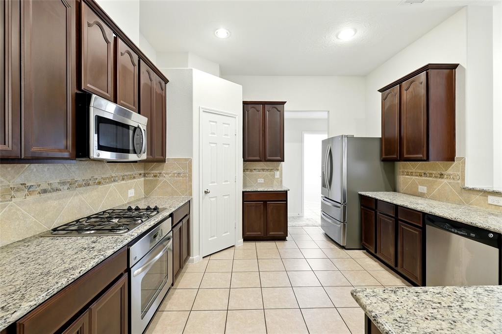 22210 Pacific Ocean Drive, Spring, Texas image 7