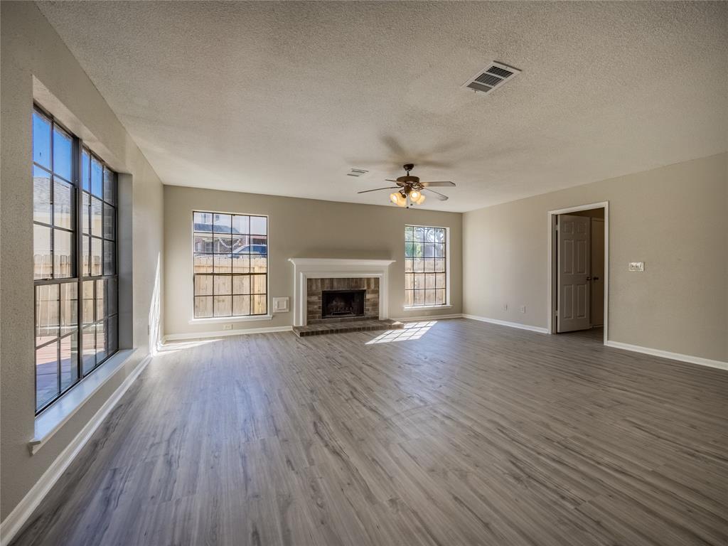 2722 Carmel Woods Drive, Seabrook, Texas image 12
