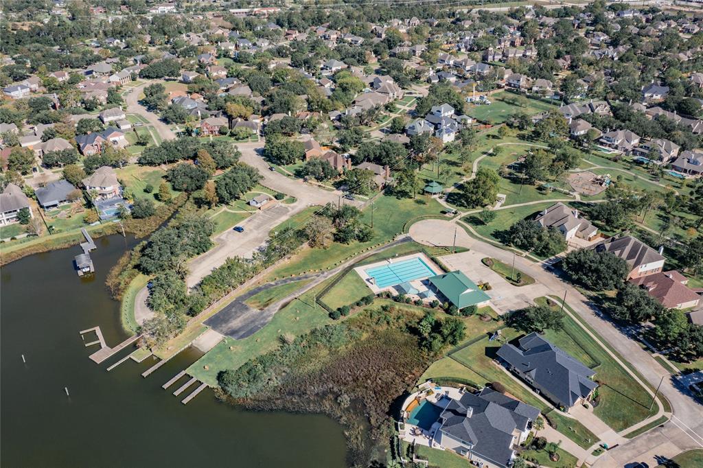 2722 Carmel Woods Drive, Seabrook, Texas image 35