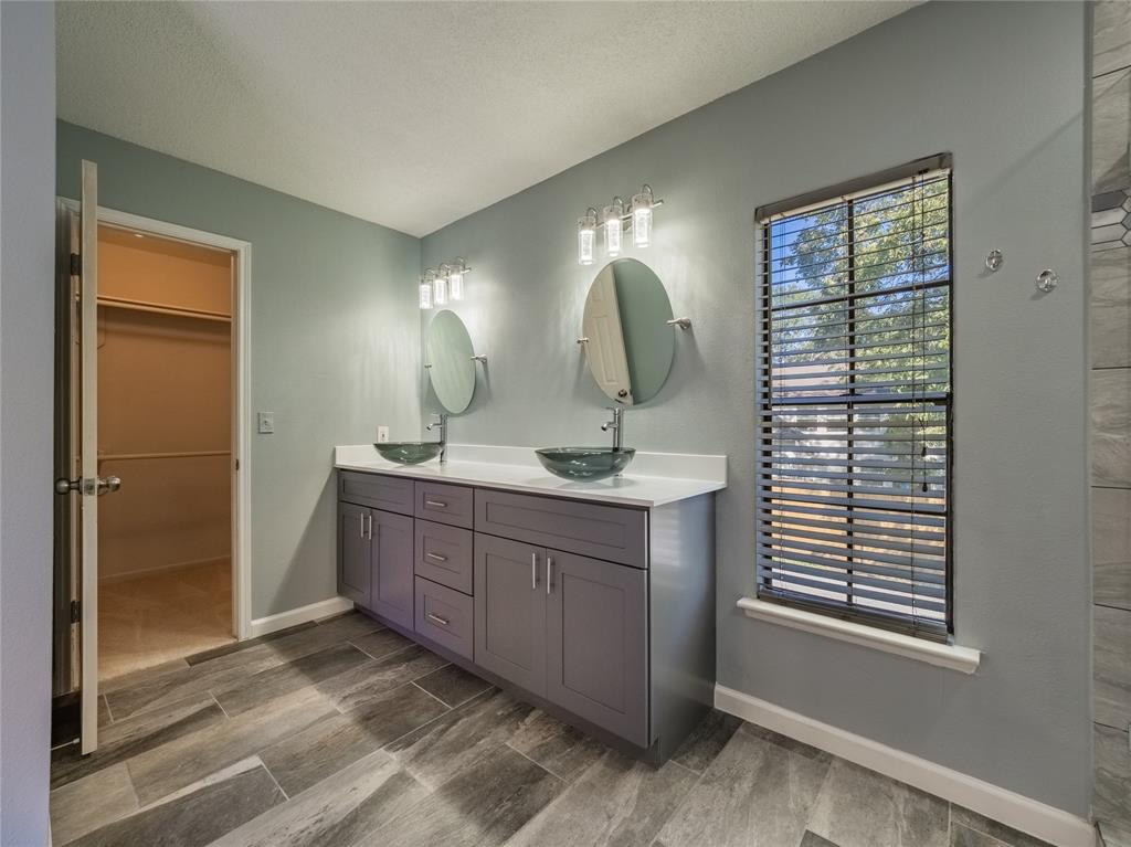 2722 Carmel Woods Drive, Seabrook, Texas image 17