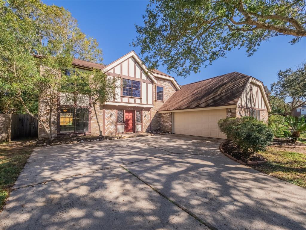 2722 Carmel Woods Drive, Seabrook, Texas image 4
