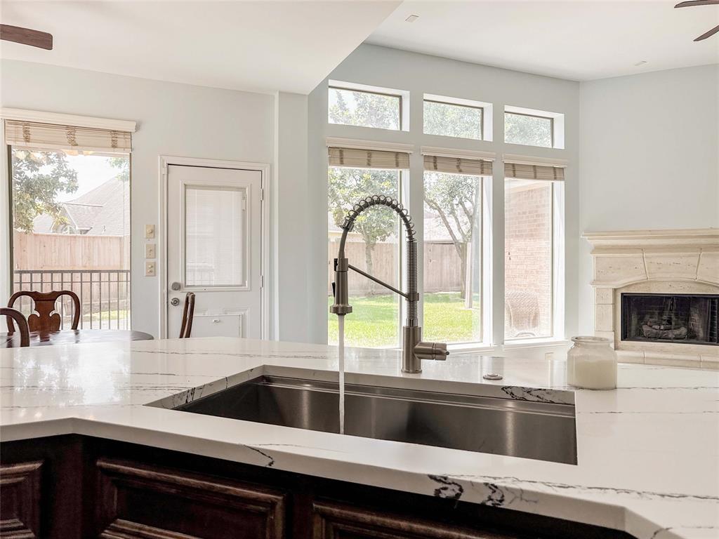 6081 Trent Court, League City, Texas image 13
