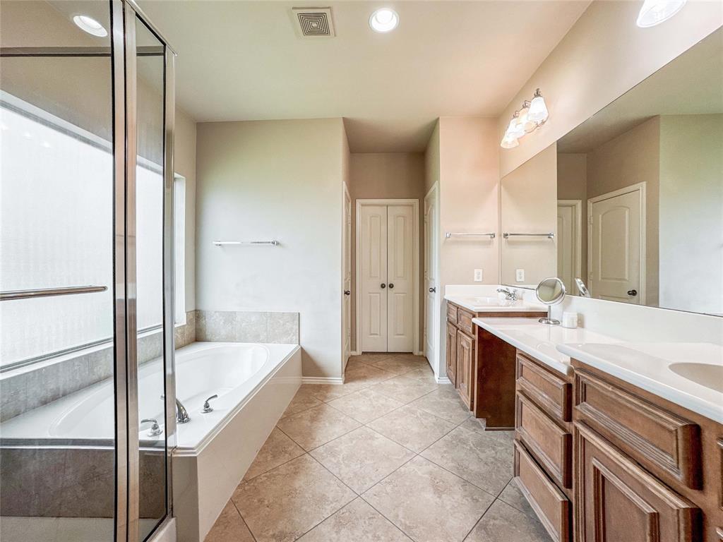 6081 Trent Court, League City, Texas image 28
