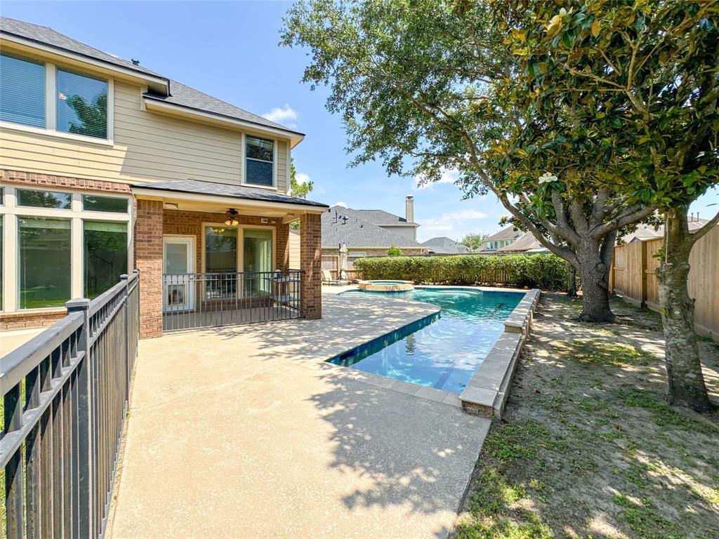 6081 Trent Court, League City, Texas image 37