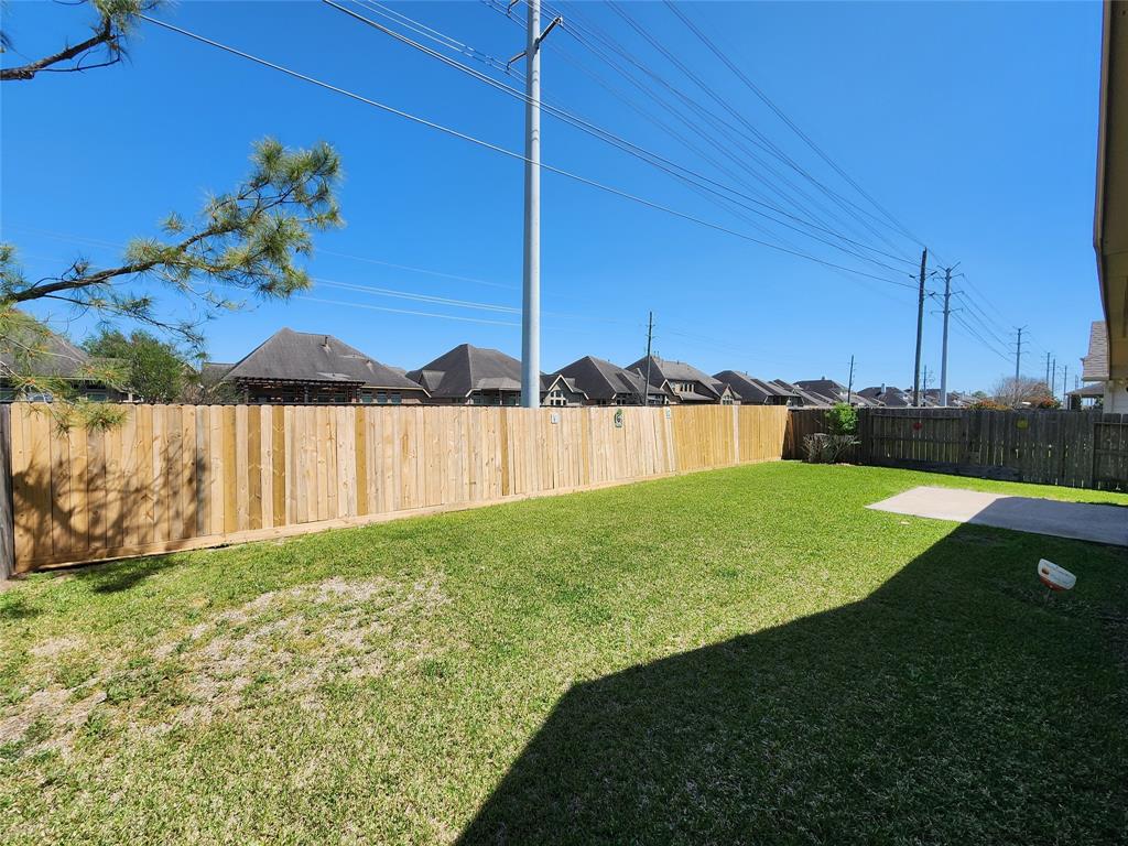 13705 Rainwater Drive, Pearland, Texas image 36