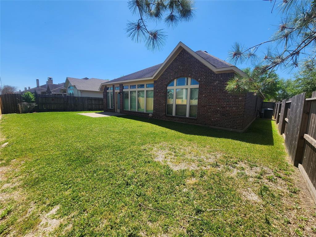 13705 Rainwater Drive, Pearland, Texas image 35