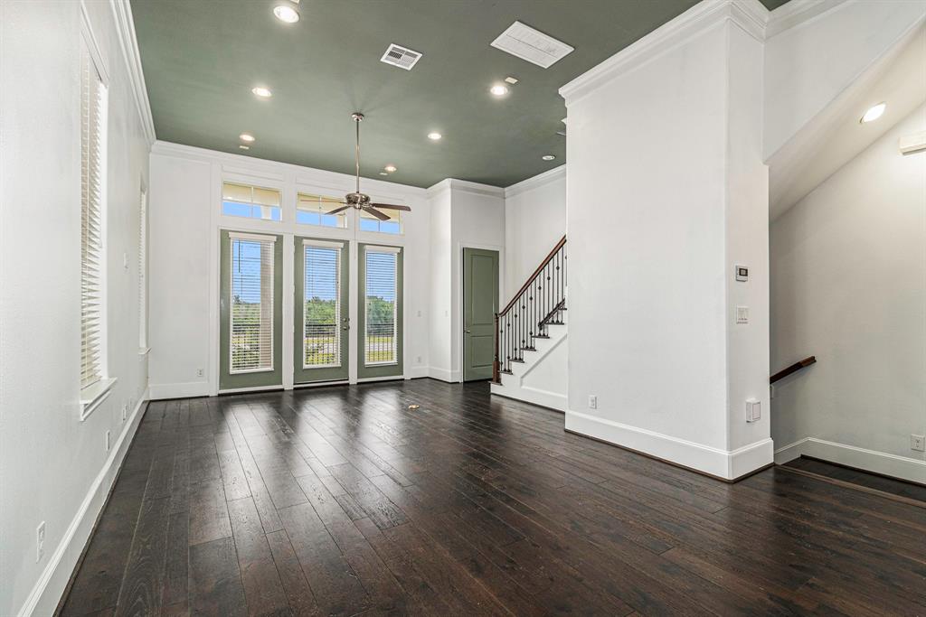 Photo 11 of 41 of 9674 Knight Road townhome