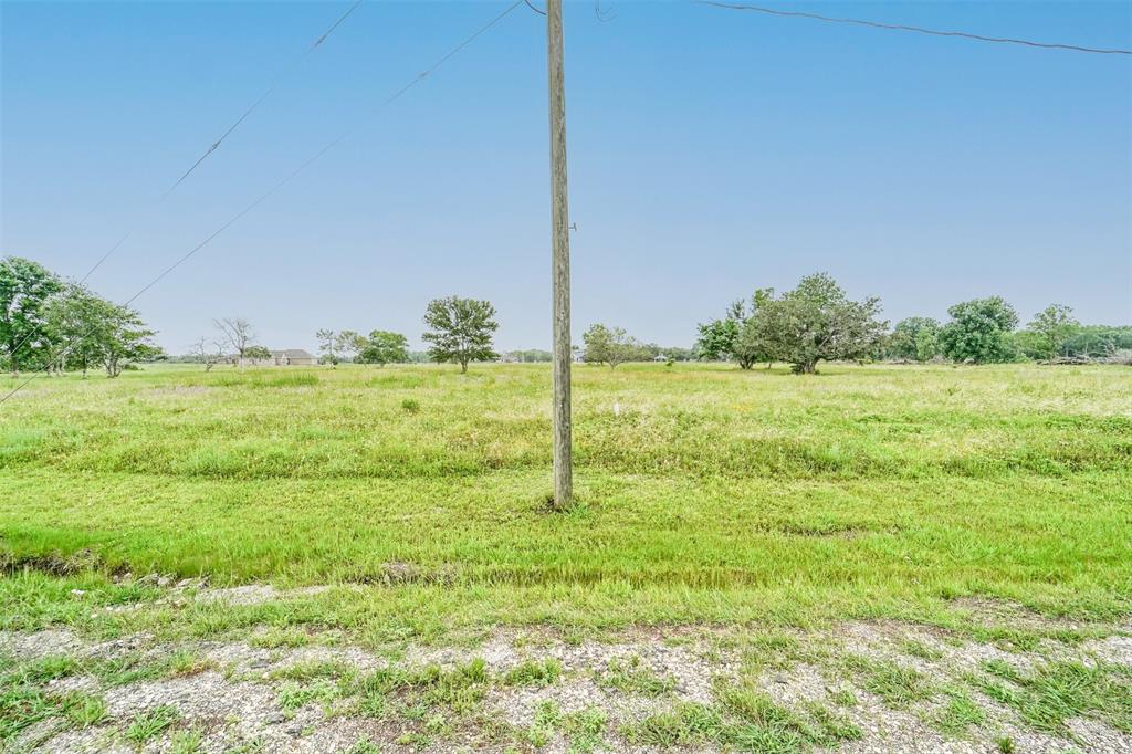 33027 Amberjack Drive, Richwood, Texas image 15