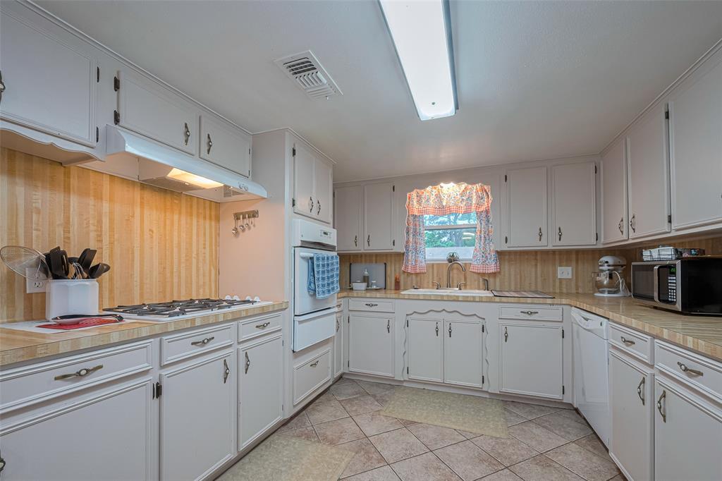 1745 15th Street, Hempstead, Texas image 17