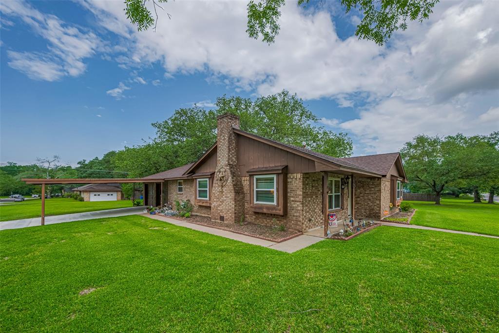 1745 15th Street, Hempstead, Texas image 3