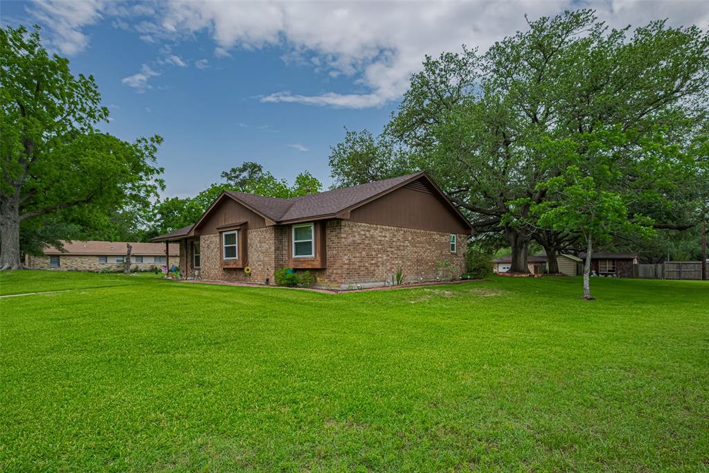 1745 15th Street, Hempstead, Texas image 36