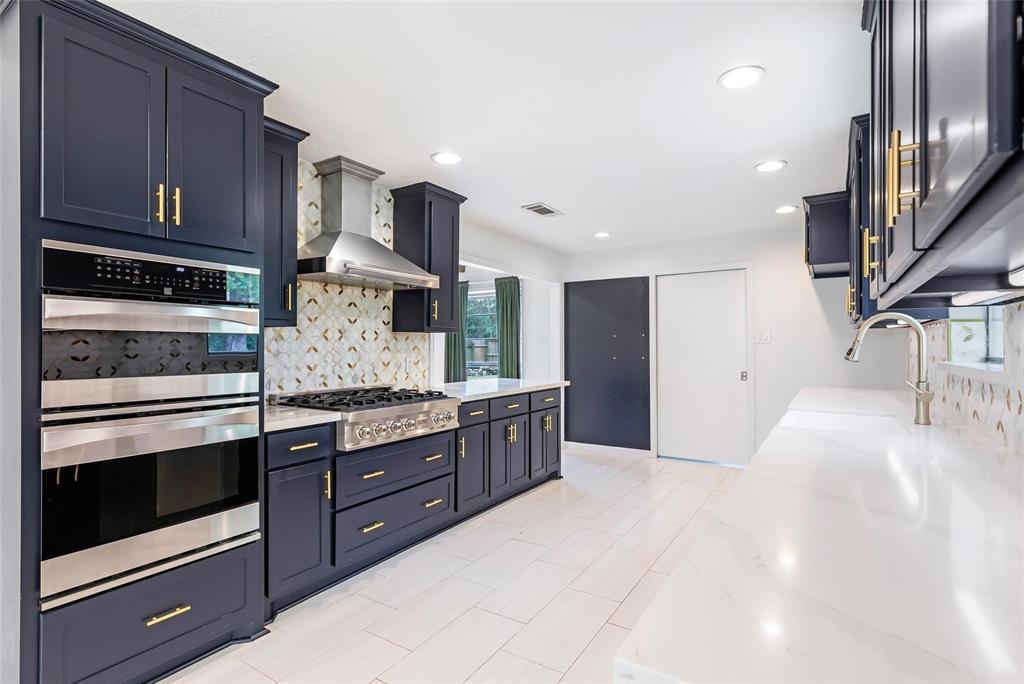 2006 Pine River Drive, Houston, Texas image 1