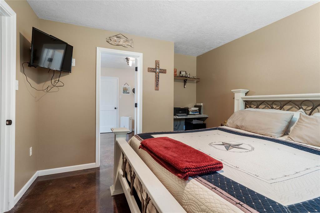 17710 Oak Hills Drive, New Caney, Texas image 14